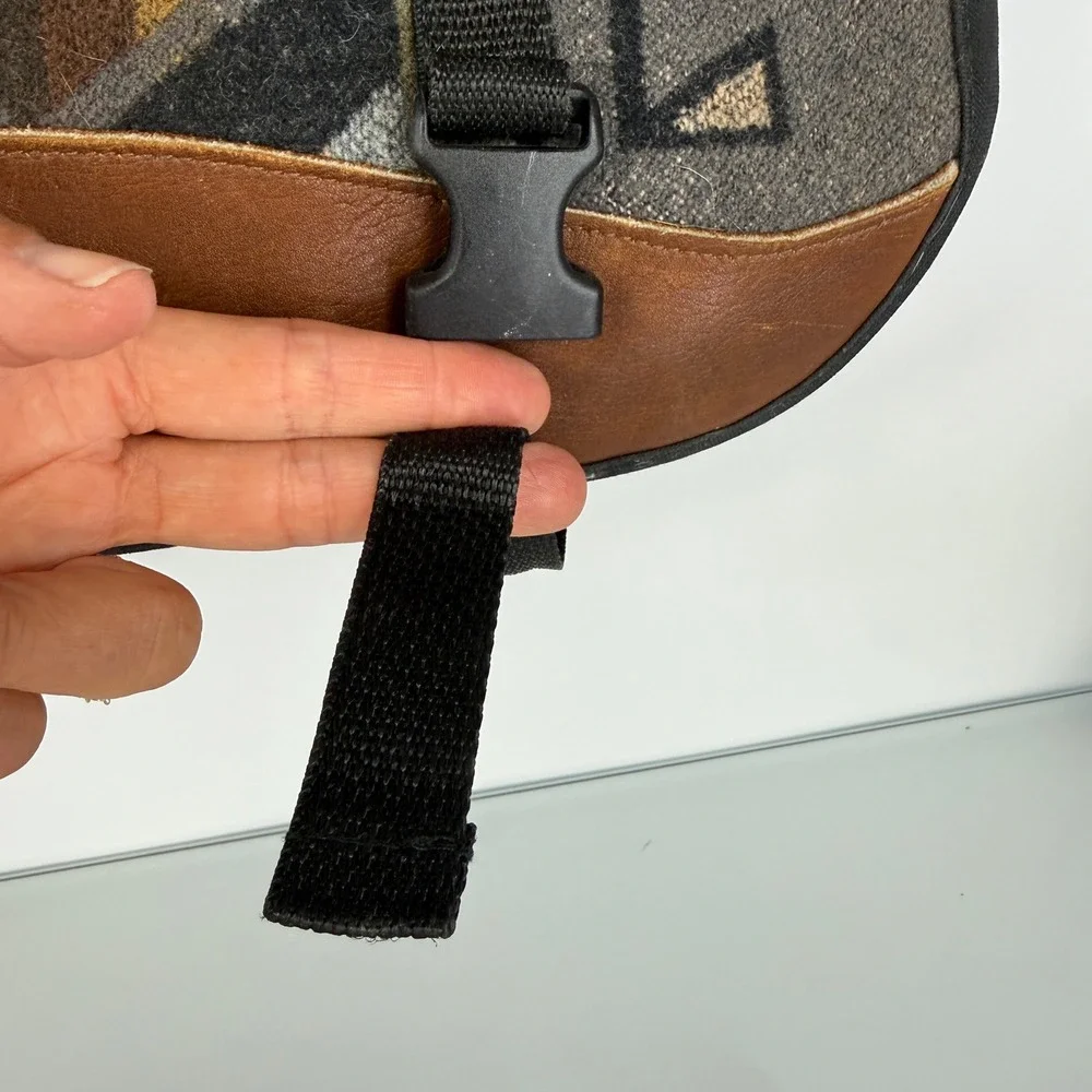 Pendleton messenger bag